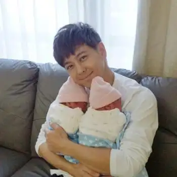 小志再得两儿子 解读异卵双胞胎