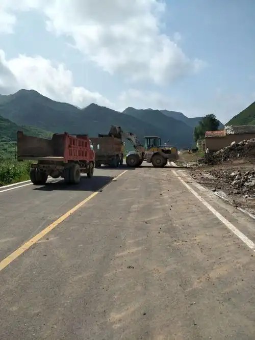 常态创建】下花园区交通运输局精心管养省道s311助游客舒适出行