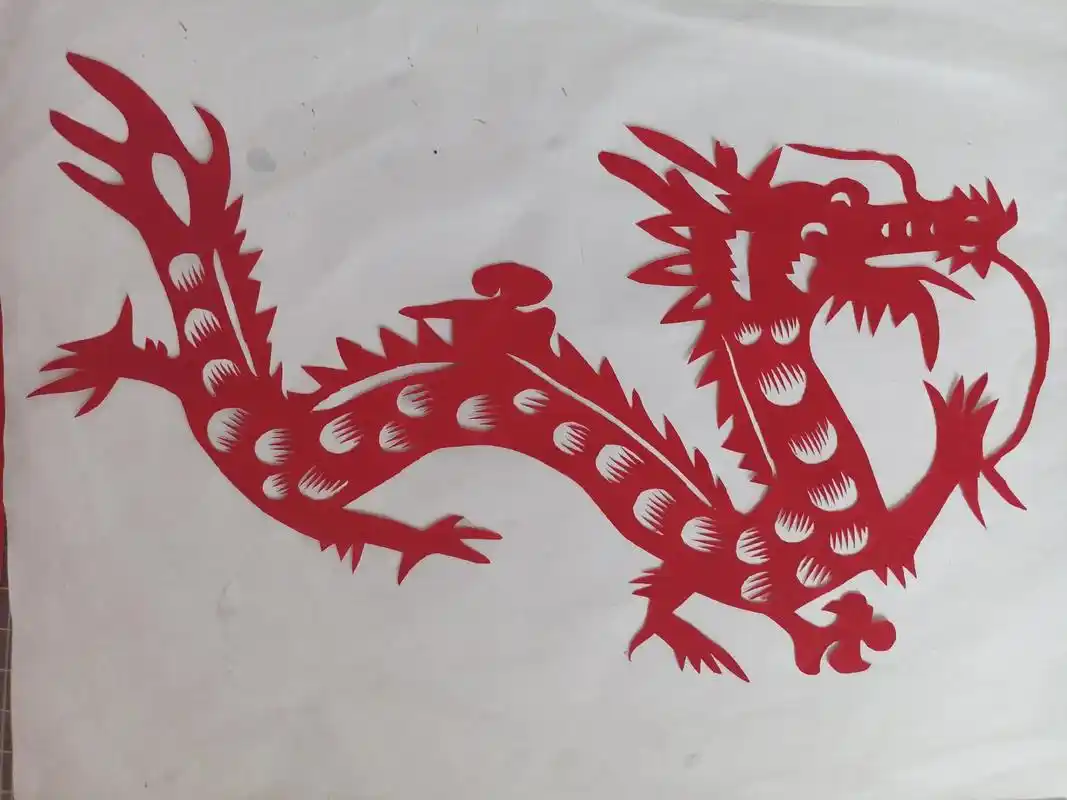 学习剪龙#剪纸艺术 #民间艺术传承 ##爱手工爱生活  - 抖音