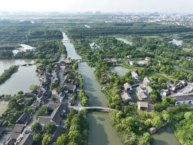 6月9日拍摄的沙家浜国家湿地公园景色(无人机照片).