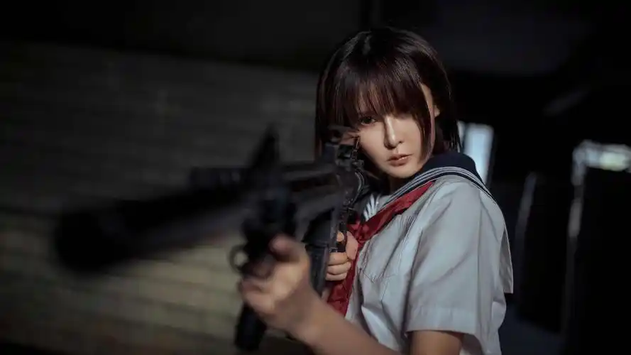 水手服与机关枪