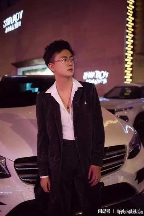 抖音上最快的男人高火火结婚了真实身份曝光被扒是富二代