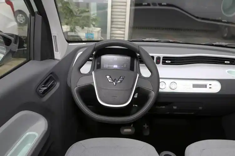 五菱宏光miniev壁纸_五菱宏光miniev_五菱宏光miniev内饰图片_172