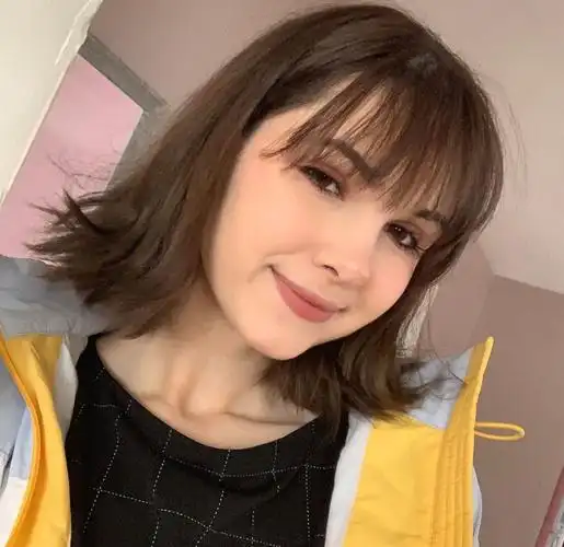 图源:美媒这名17岁的女孩叫比安卡·德文斯(bianca devins),她的家人