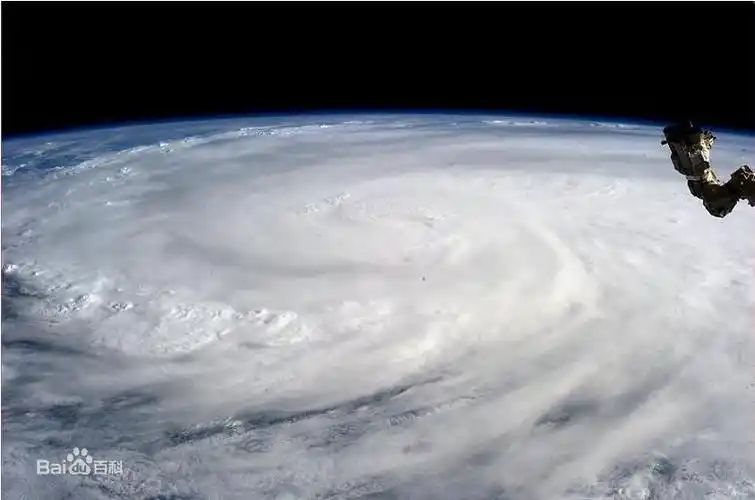 朱广权你看这么多台风眼又大又圆