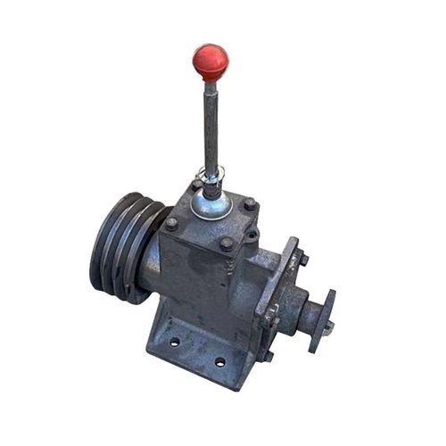 农用车配件时风五征三轮洒水车水泵离合器泵座分离器洒水车分动箱