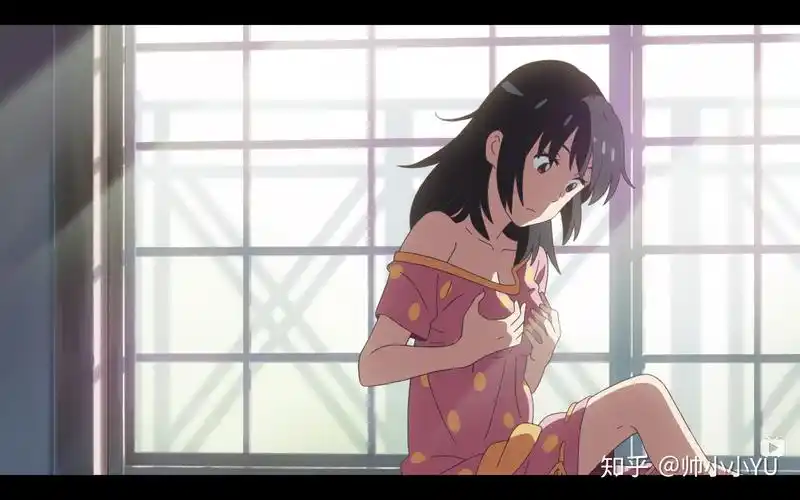 我猜是因为,生活在三次元,时间线差了三年,所以是四次元,然后时空又合