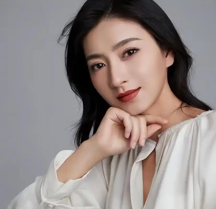 这一次,娱乐圈的"残酷",被沈眉庄扮演者斓曦揭开