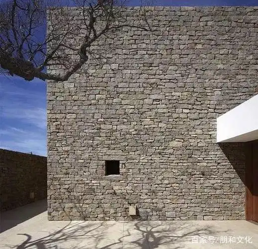 毛石墙——堆起来的自然艺术景观建筑