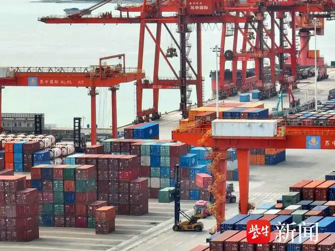 南通港一季度集装箱吞吐量同比增长57.5%