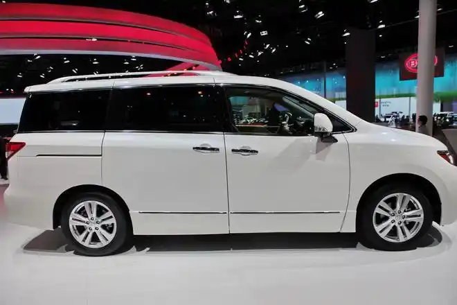 全新东风日产版塞纳来了预售11万配大空间搭载v6引擎cvt