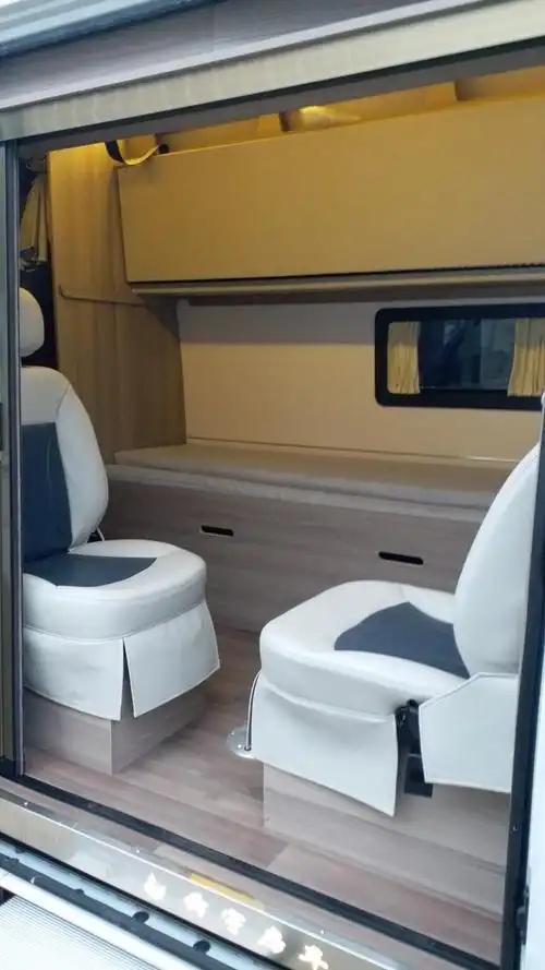 b型车后置厨卫使客厅空间更大