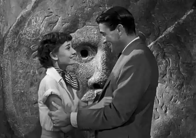 《罗马假日》:爱情的黑白色