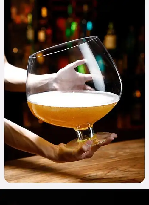 适用超大啤酒杯网红特大号酒杯大容量啤酒杯鱼缸超大巨型红酒杯高脚