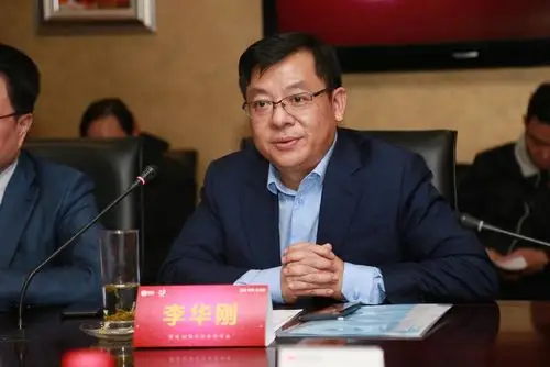 国美转型获点赞大牌厂商鼎力支持32周年庆