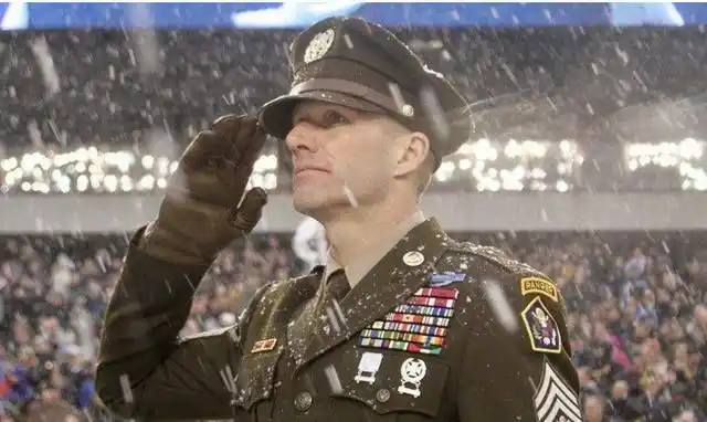 美军总军士长有多牛?是军中"兵王",与中将平起平坐