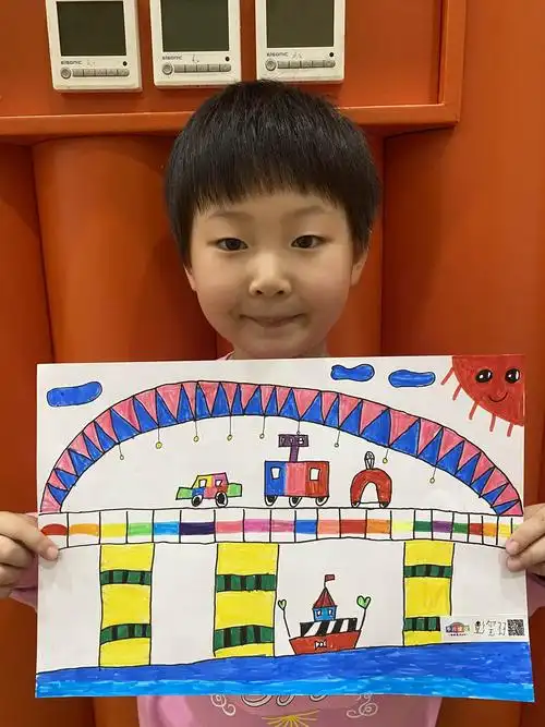 多元课堂线描一班之桥