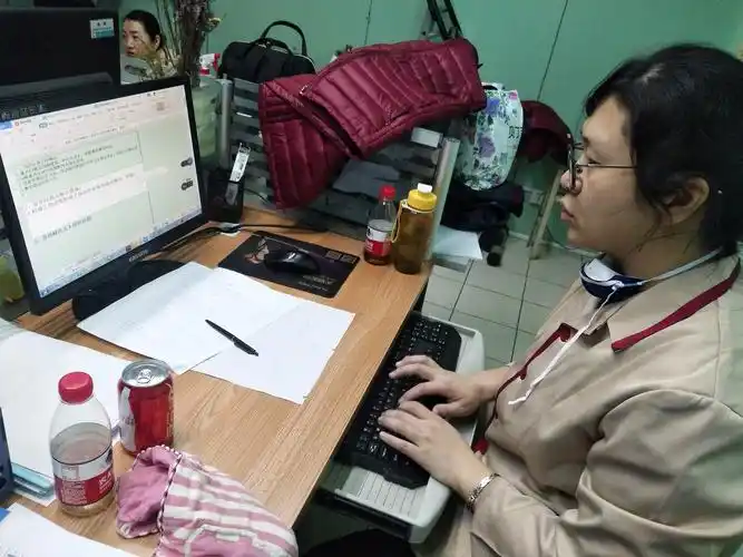 感谢办公室主任白天协助保洁干活,班后帮我梳理明细