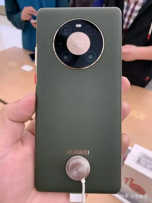 华为mate40pro真机上手图赏你喜欢哪个颜色