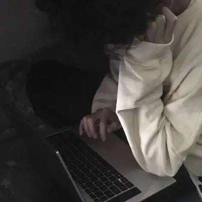 伤感头像男生心碎高清看起来很颓废很消沉的头像图片