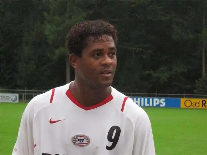 p>帕特里克·克鲁伊维特(patrick kluivert),1976年7月1日出生于荷兰