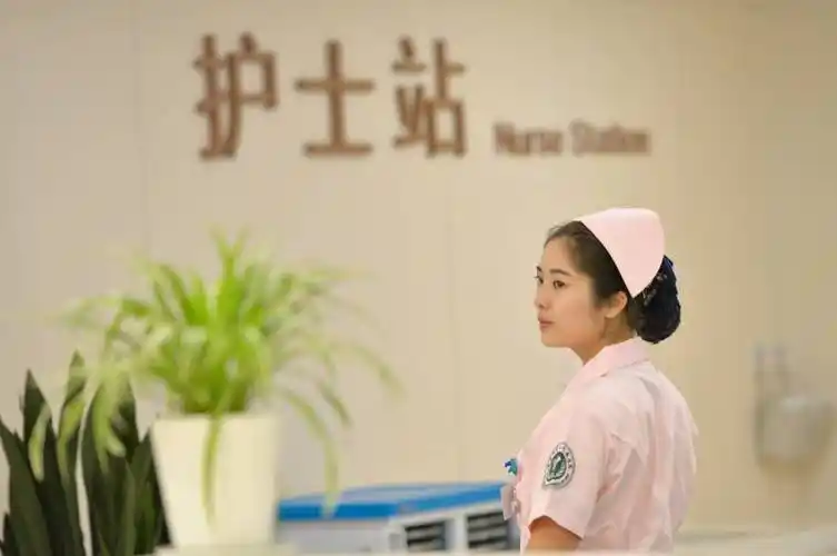 惊艳!这应该是最美的护士工作照了吧