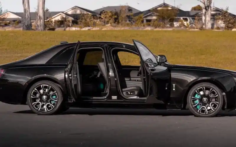 汽车:劳斯莱斯幽灵