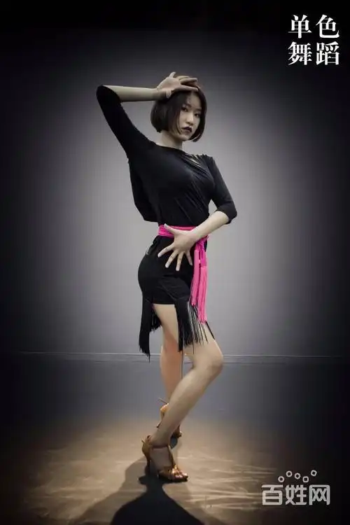 对于年轻人来讲,拉丁舞可以及早改变亚健康,缓解由于