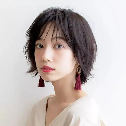 日本精巧时尚短发,瞬间提升气场_发型