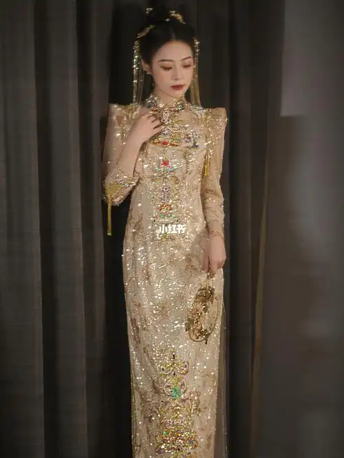 金色中式旗袍婚礼出门首选阜阳婚纱礼服