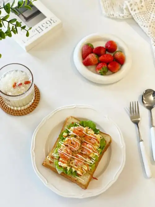 一份精致的早餐唤醒元气满满的自已