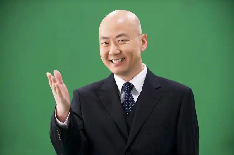 细数娱乐圈的著名光头明星们你最喜欢谁