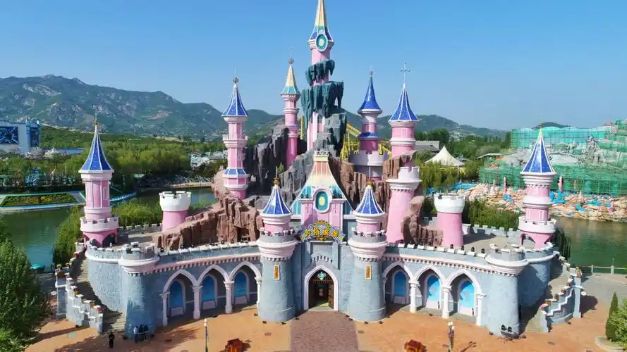 空看泰山方特游乐园