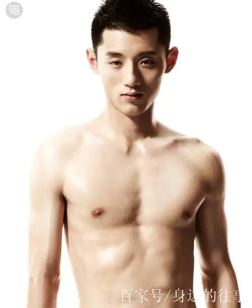 张继科的腹肌,宁泽涛的腹肌,孙杨的腹肌,你最中意谁?