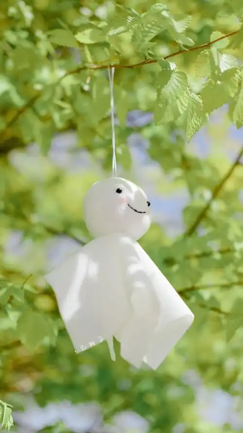 有没有晴天娃娃的壁纸