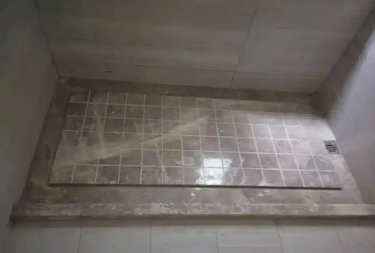 淋浴间石材地面的做法及50个实拍案例欣赏