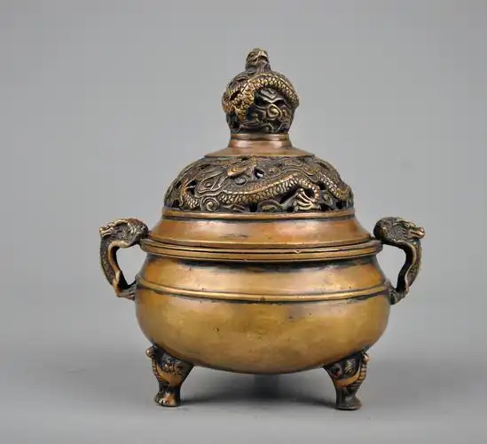 乾隆年制铜龙纹三足熏炉在线拍卖,乾隆年制铜龙纹三足熏炉价格,图片