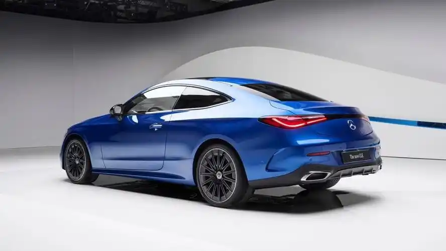 最美奔驰轿跑今晚正式发布