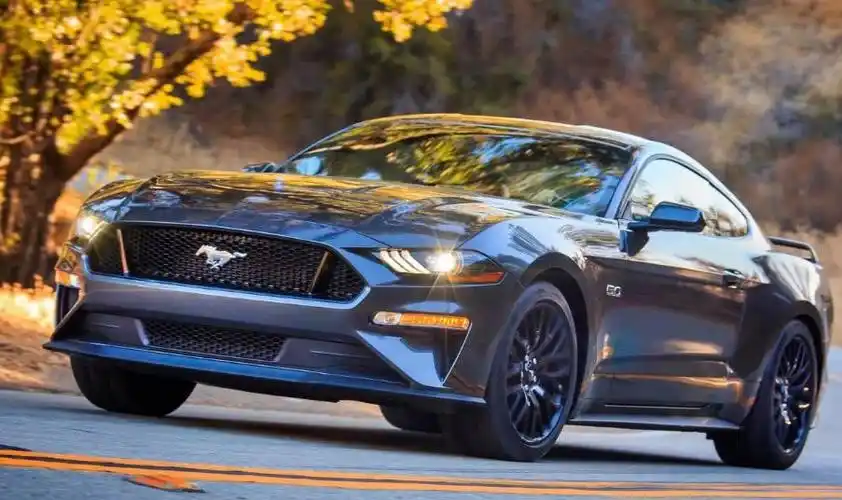 发狂的野马,你能否驾驭得住,5.0t福特mustang简评