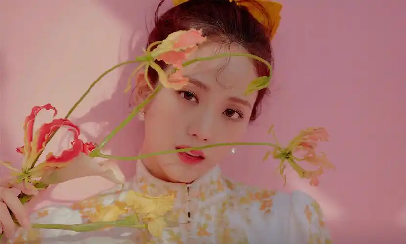 jennie春日少女感写真,高清图片 - 壁纸酱