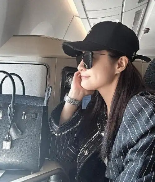 林夏薇,前tvb视后,目前不仅在幕前事业上取得了顺利的发展,而且她的