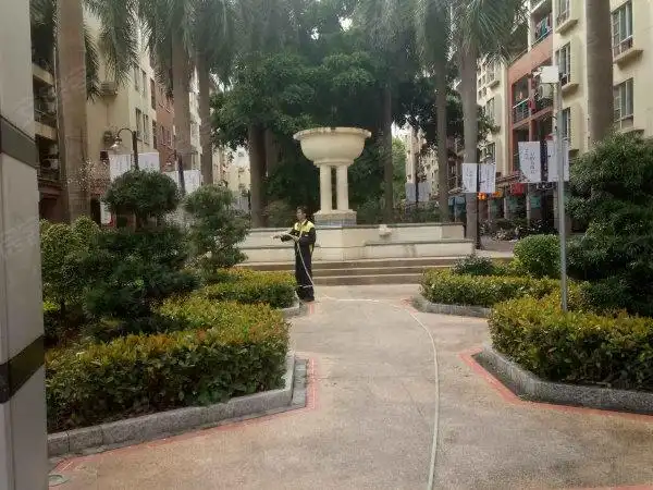 深圳龙岗坂田万科四季花城(北区)五和地铁600米 万科四季花城 125平4