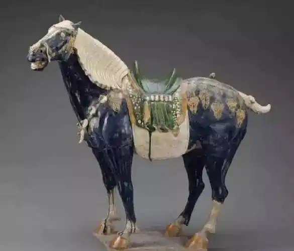 唐三彩马真品价格大概值多少钱