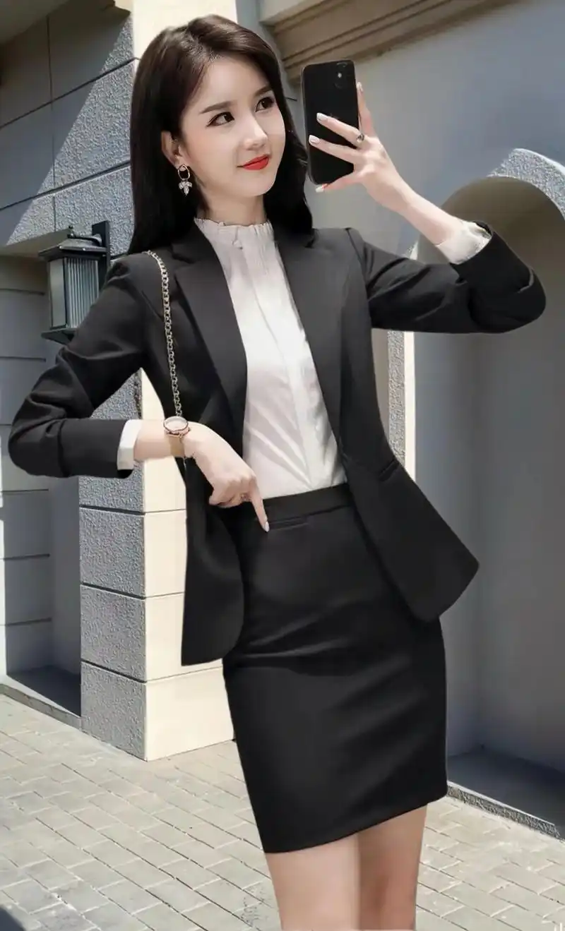 美女都在穿气场强大的高颜值西装❤️ 各位美女们!