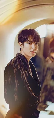 李敏镐 cr:闻汤识面泡剧