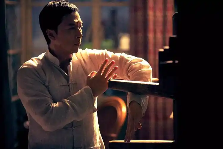 原创 《叶问》终结篇,咏春对太极,谁会笑到最后?