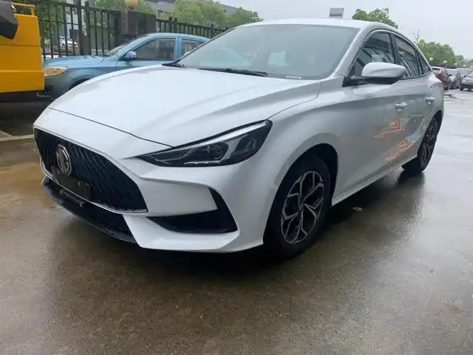 【金华】2021年5月 名爵 名爵5 2021款 180dvvt cvt青春豪华版 白色