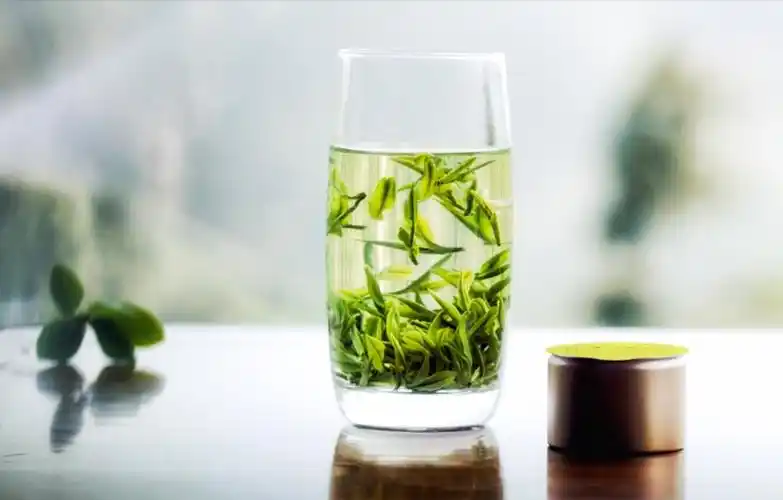 【技巧】绿茶的玻璃杯冲泡方法