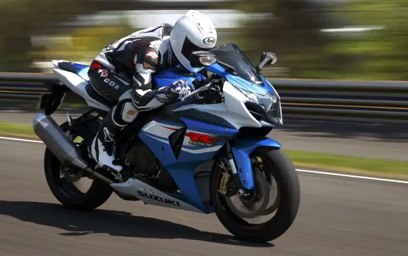 the crew 2 motorcycle{suzuki gsx-r1000r]_哔哩哔哩 (゜-゜)つロ