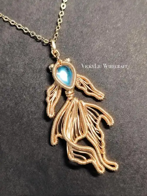 手工绕线逐月鱼吊坠61愿逐月华流照君